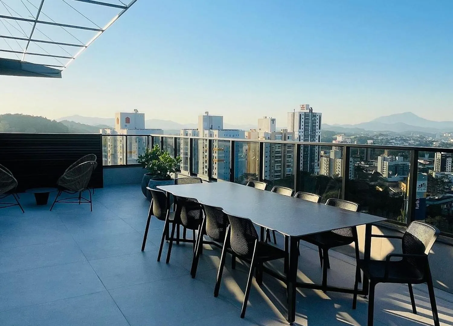 Up 401 | Mobiliado | Wifi | Piscina | Vaga Daire Blumenau 0*,  Brezilya